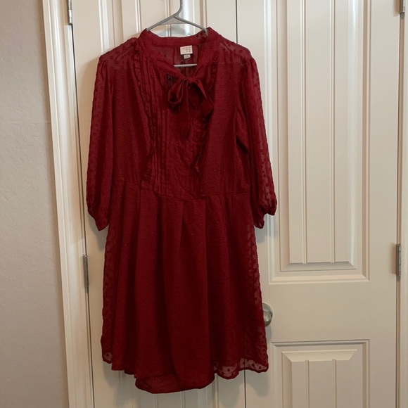 a new day Dresses & Skirts - A New Day 3/4 sleeve tone on tone polka dot dress.